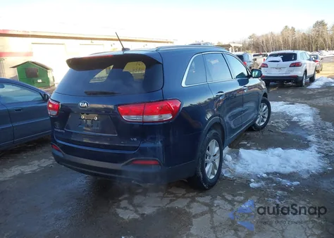 2017 Kia Sorento 3.3L Lx из США, поврежденный, VIN 5XYPGDA50HG322445